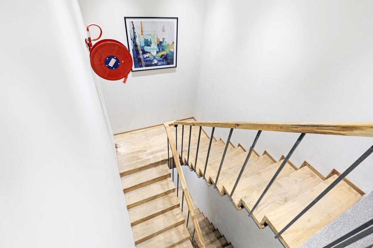 Fabhotel Oasis Yellow Courtyard Бопал Екстериор снимка