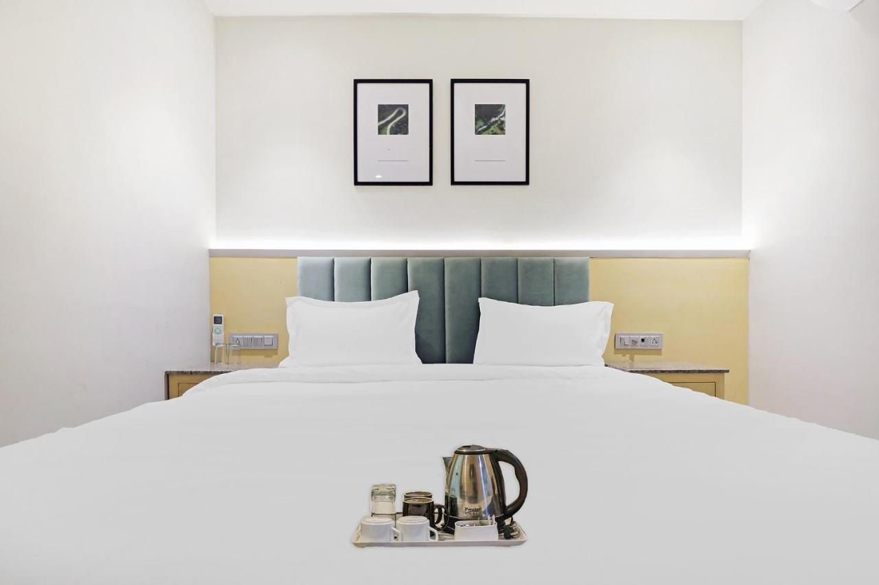 Fabhotel Oasis Yellow Courtyard Бопал Екстериор снимка
