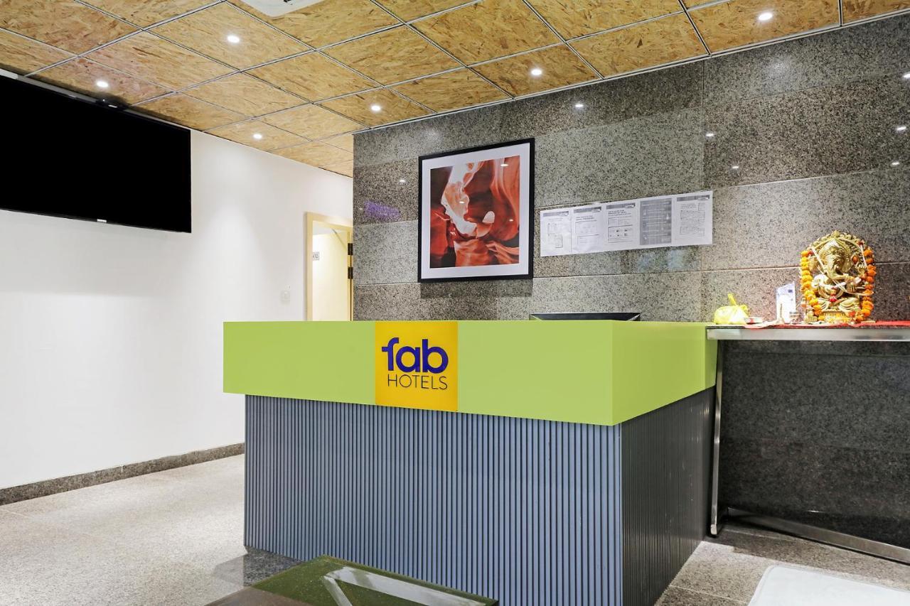 Fabhotel Oasis Yellow Courtyard Бопал Екстериор снимка