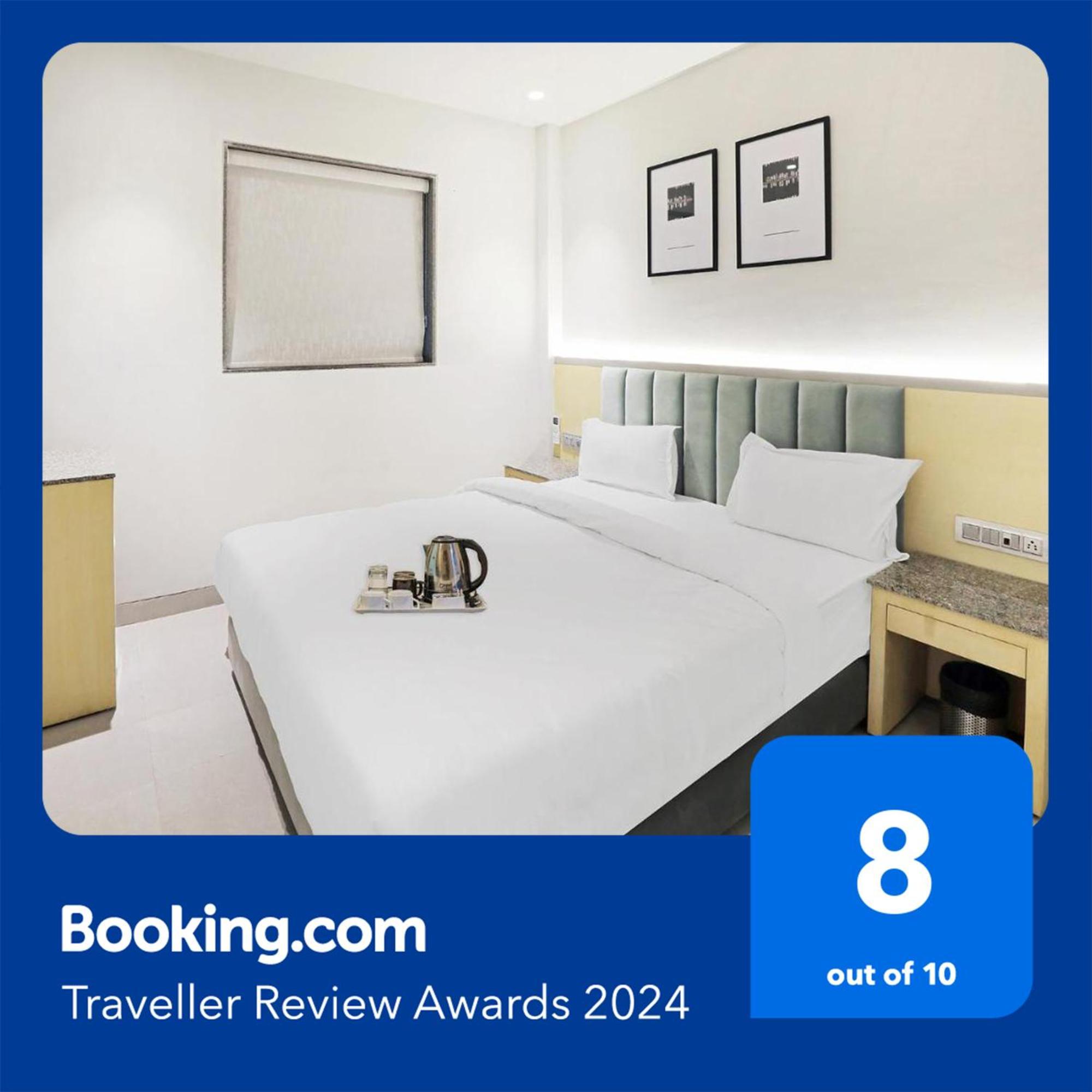 Fabhotel Oasis Yellow Courtyard Бопал Екстериор снимка